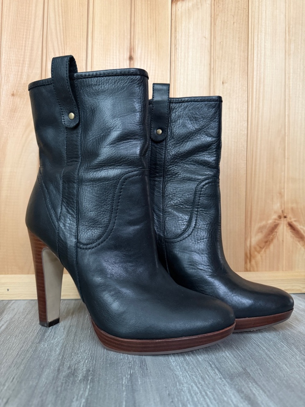 Nine West Black Leather High-Heel Ankle Boots with Brown Heel